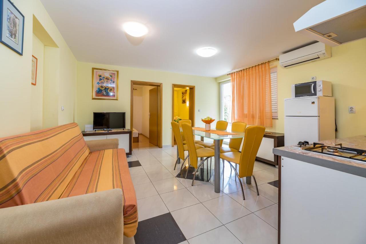 Apartments Ljubica Garden Baška Extérieur photo