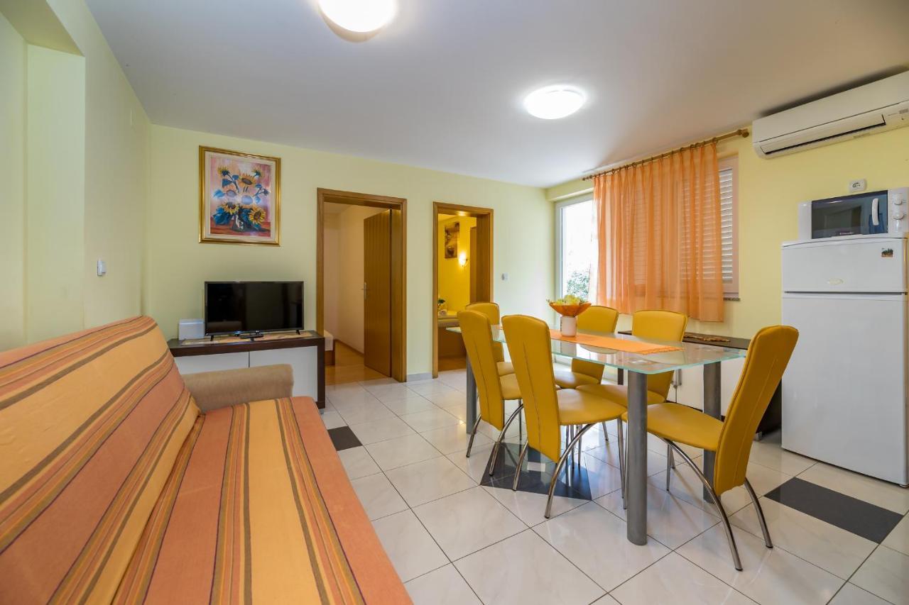 Apartments Ljubica Garden Baška Extérieur photo
