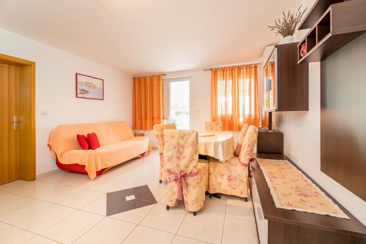 Apartments Ljubica Garden Baška Extérieur photo