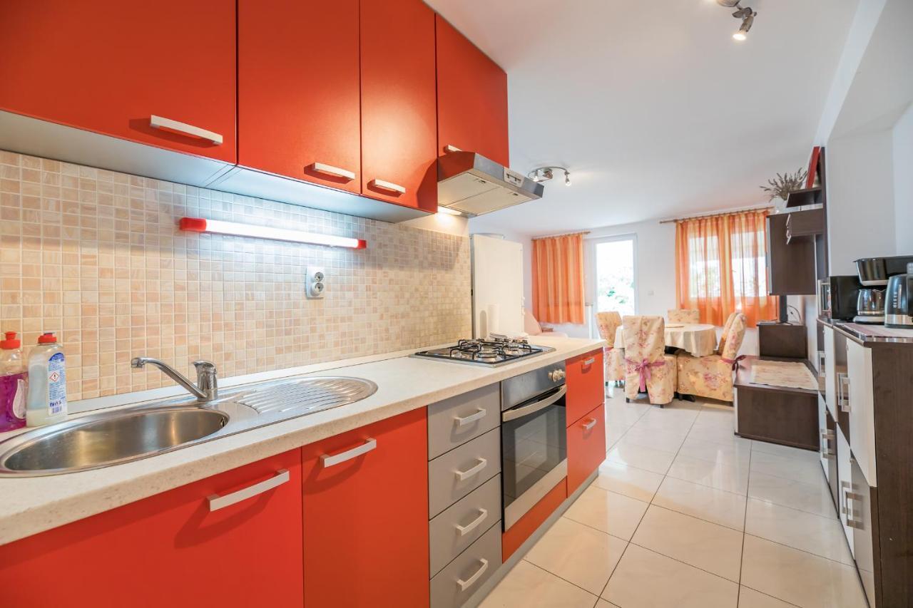 Apartments Ljubica Garden Baška Extérieur photo